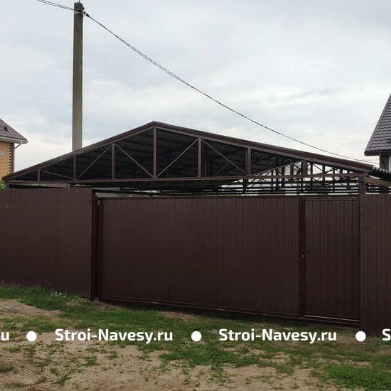 Металлический двускатный навес (крыша из профнастила)